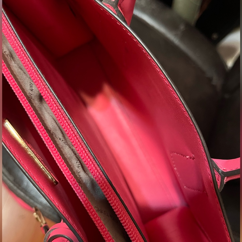 Michael Kors Hibiscus Pink Satchel - Picture 3 of 9